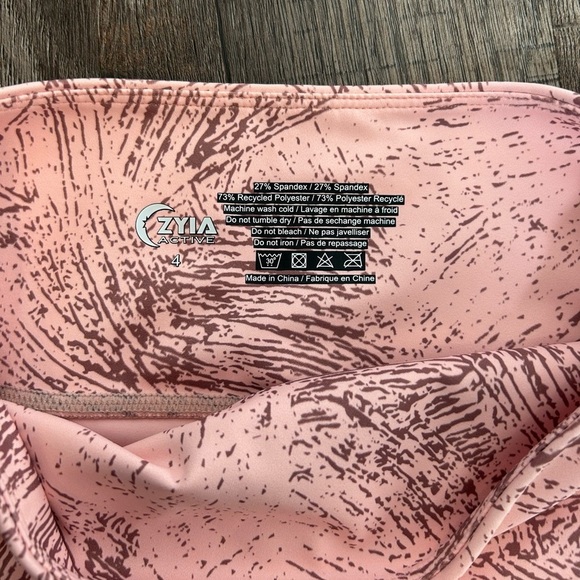 Zyia Pink Etching Light n Tight Hi-Rise 7/8 Size 4 - Picture 3 of 3